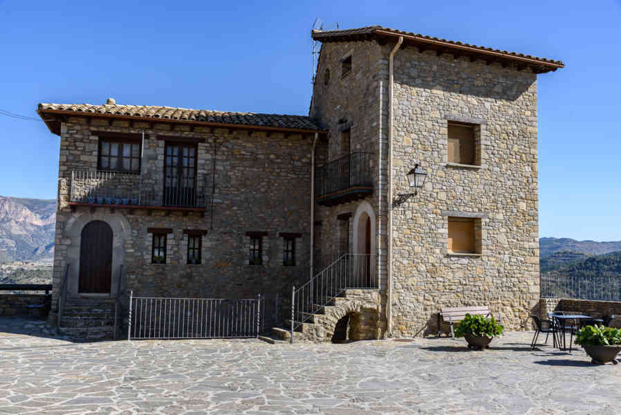 Huesca - Roda de Isábena 04 .jpg